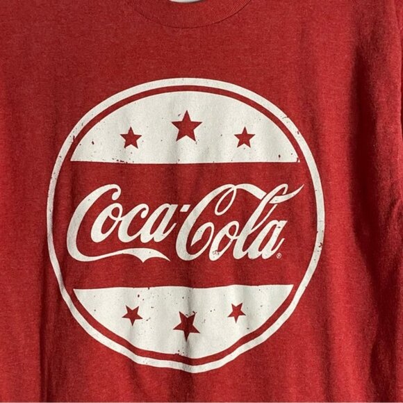 Coca-Cola Graphic Print Short Sleeve Crewneck Retro T-Shirt - Picture 6 of 6